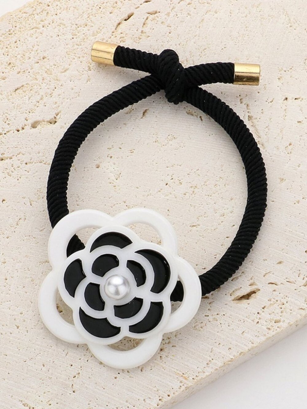 Camillia Flower Stretchable Hair Tie (Black or White) - Picture 3 of 4